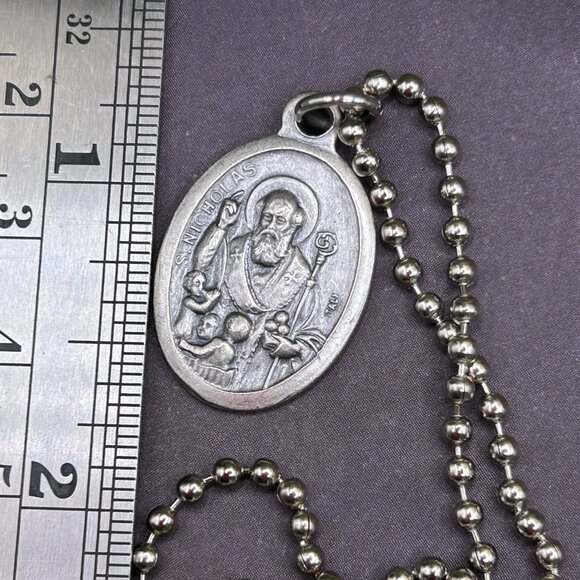 St. Saint Nicholas Religious Medal Charm Pendant Long Steel Chain Neckla… - Picture 5 of 8